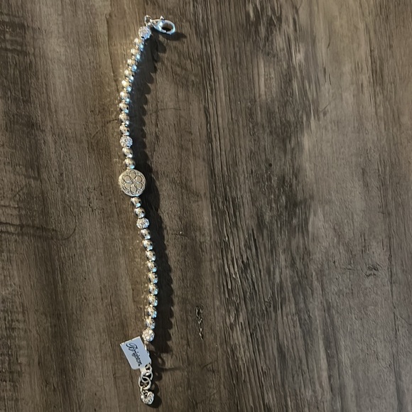 New Brighton Bracelet - Picture 5 of 7